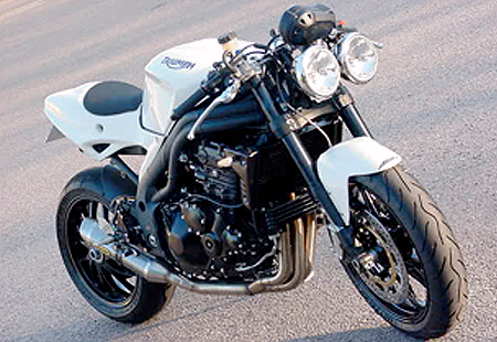 TRIUMPH SPEED TRIPLE 1050 – AMR-CAFE RACER