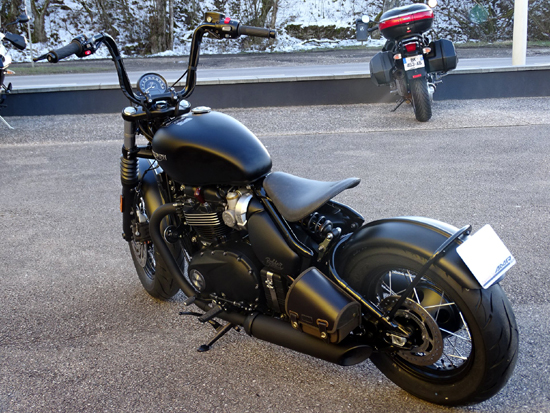 bobber_black4